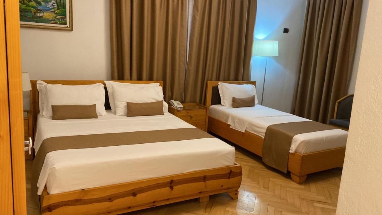 Rambuje Hotel Lezhë